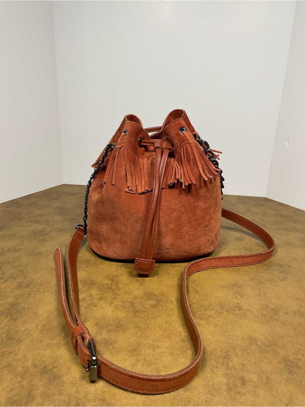 Longchamp Paris Rocks Velours Suede Fringe Bucket Crossbody Rust - Picture 2 of 13